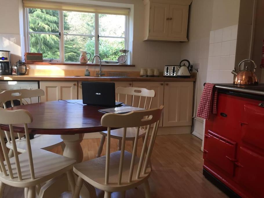 Forestry Cottage. Hot Tub, Open Fire, Dog Friendly Gaywood المظهر الخارجي الصورة