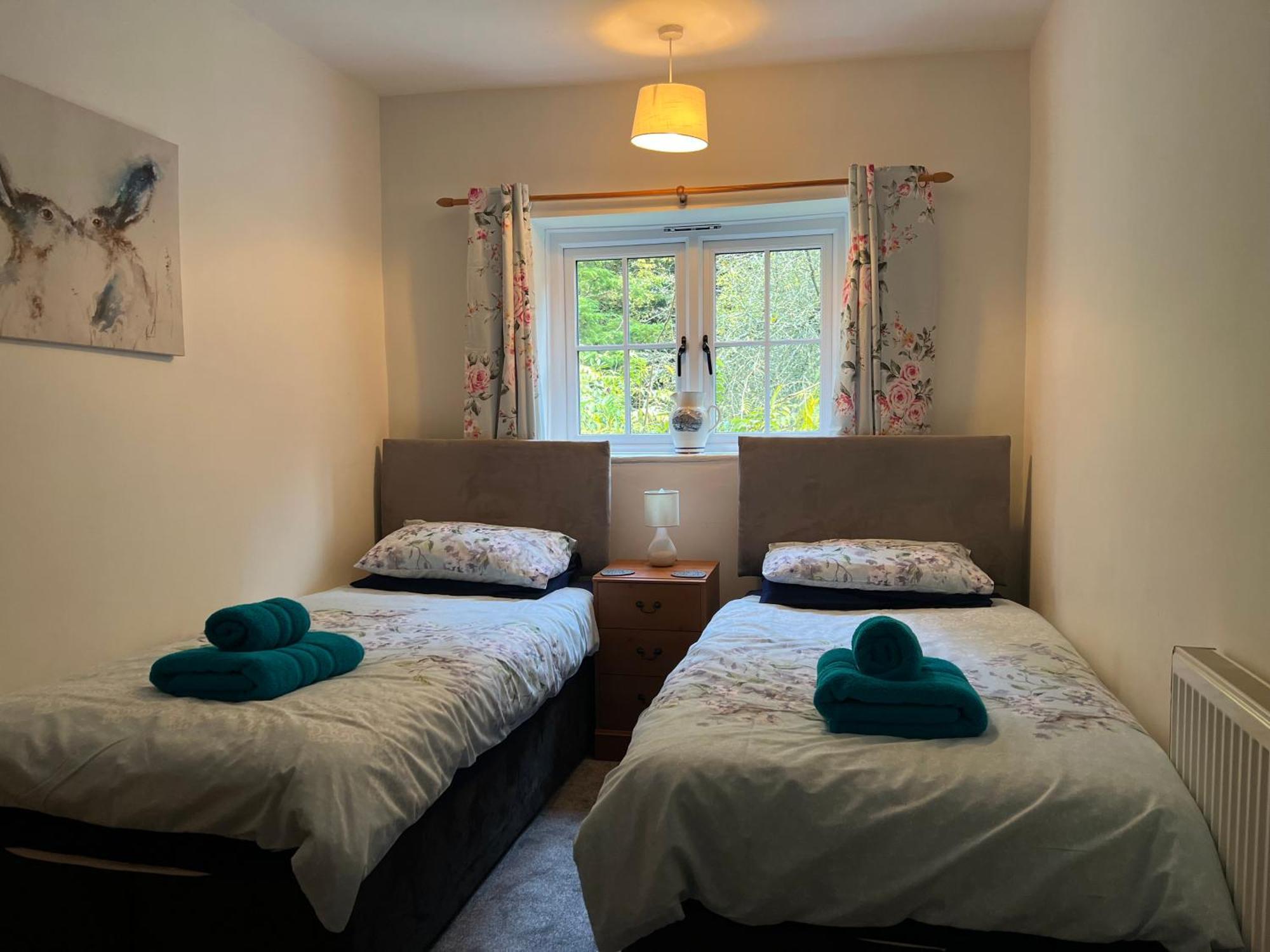 Forestry Cottage. Hot Tub, Open Fire, Dog Friendly Gaywood المظهر الخارجي الصورة